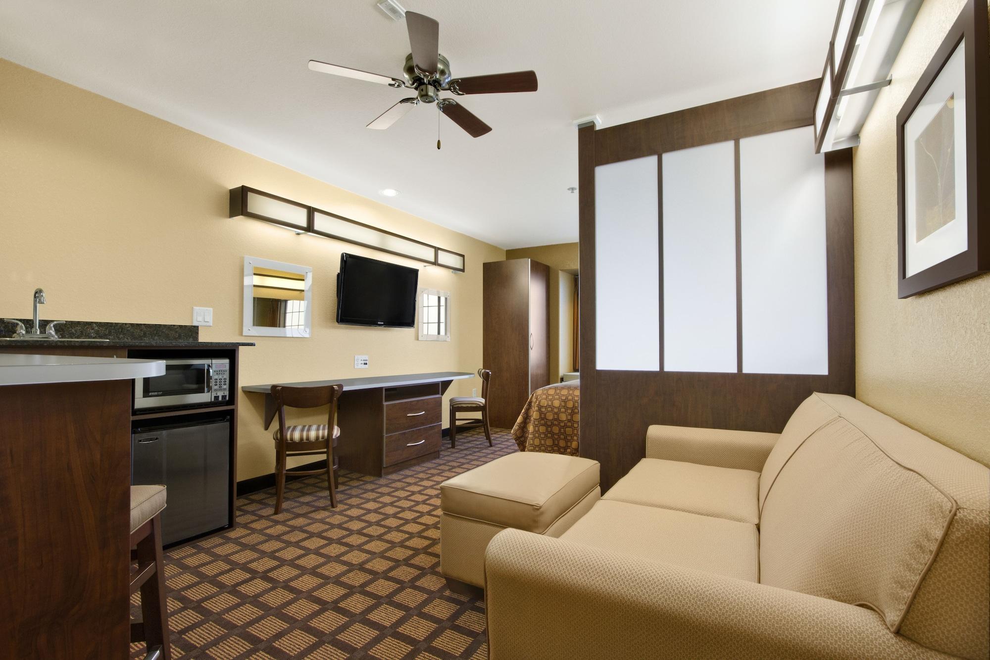 Microtel Inn & Suites By Wyndham Buda Austin South Buitenkant foto